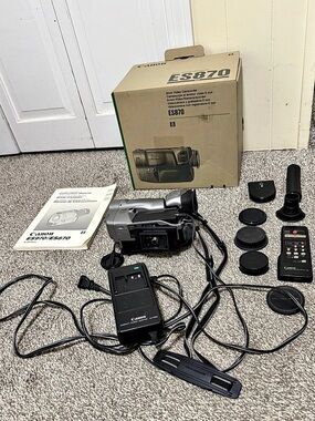 Vintage Canon ES870 8mm Camcorder Bundle w/ Original Box & Manual